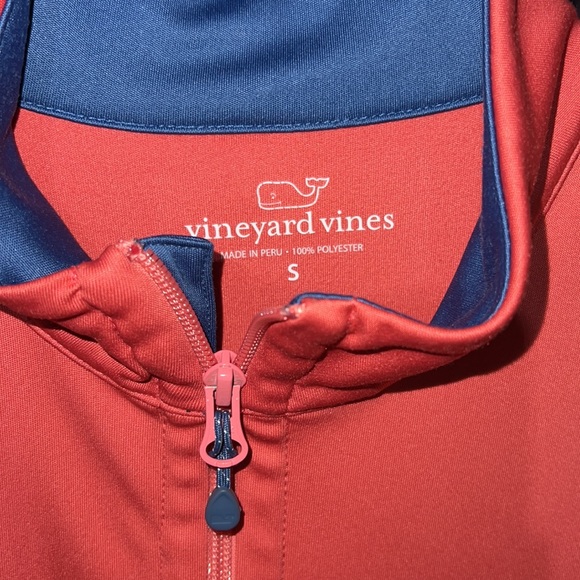 Vineyard Vines performance vest - Picture 2 of 3